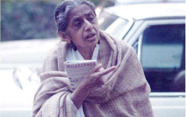 http://A%20Gandhian%20at%20heart,%20she%20loved%20simplicity%20and%20her%20distaste%20for%20flamboyance,%20showmanship,%20she%20did%20not%20hide.
