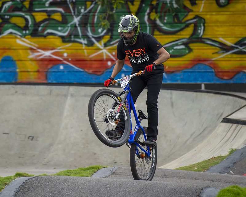 Đua xe BMX