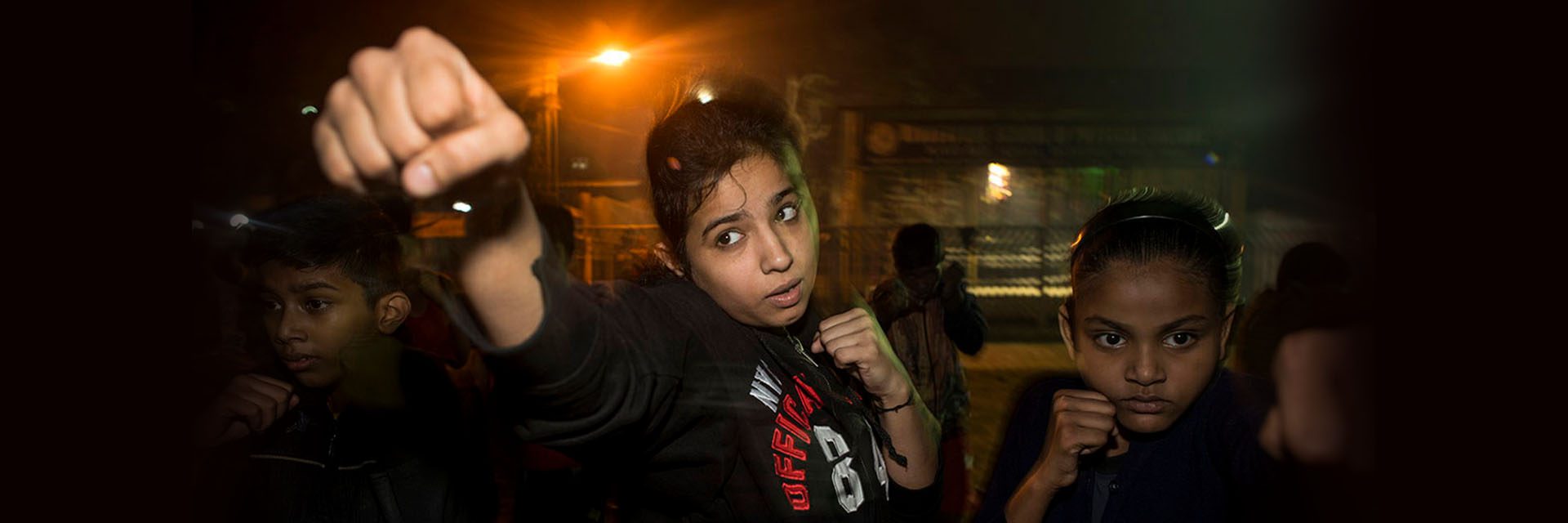 Tinju tanpa burqa, peninju gadis Kolkata yang bersemangat ini melakukan pukulan kalah mati