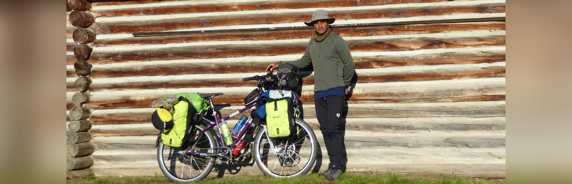 Les journaux de vélo de Dhruv Bogra : De l'Alaska au Pérou en 18 mois