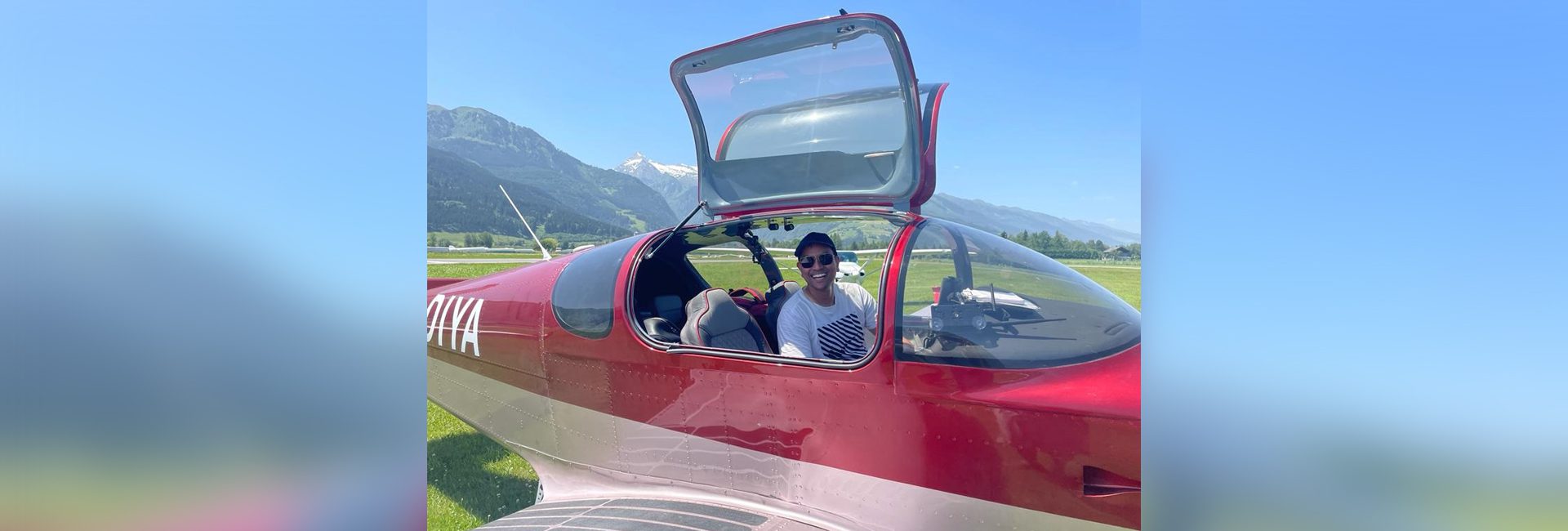 Ashok Aliseril : ingénieur basé au Royaume-Uni qui a construit un avion dans son jardin et parcourt maintenant le monde