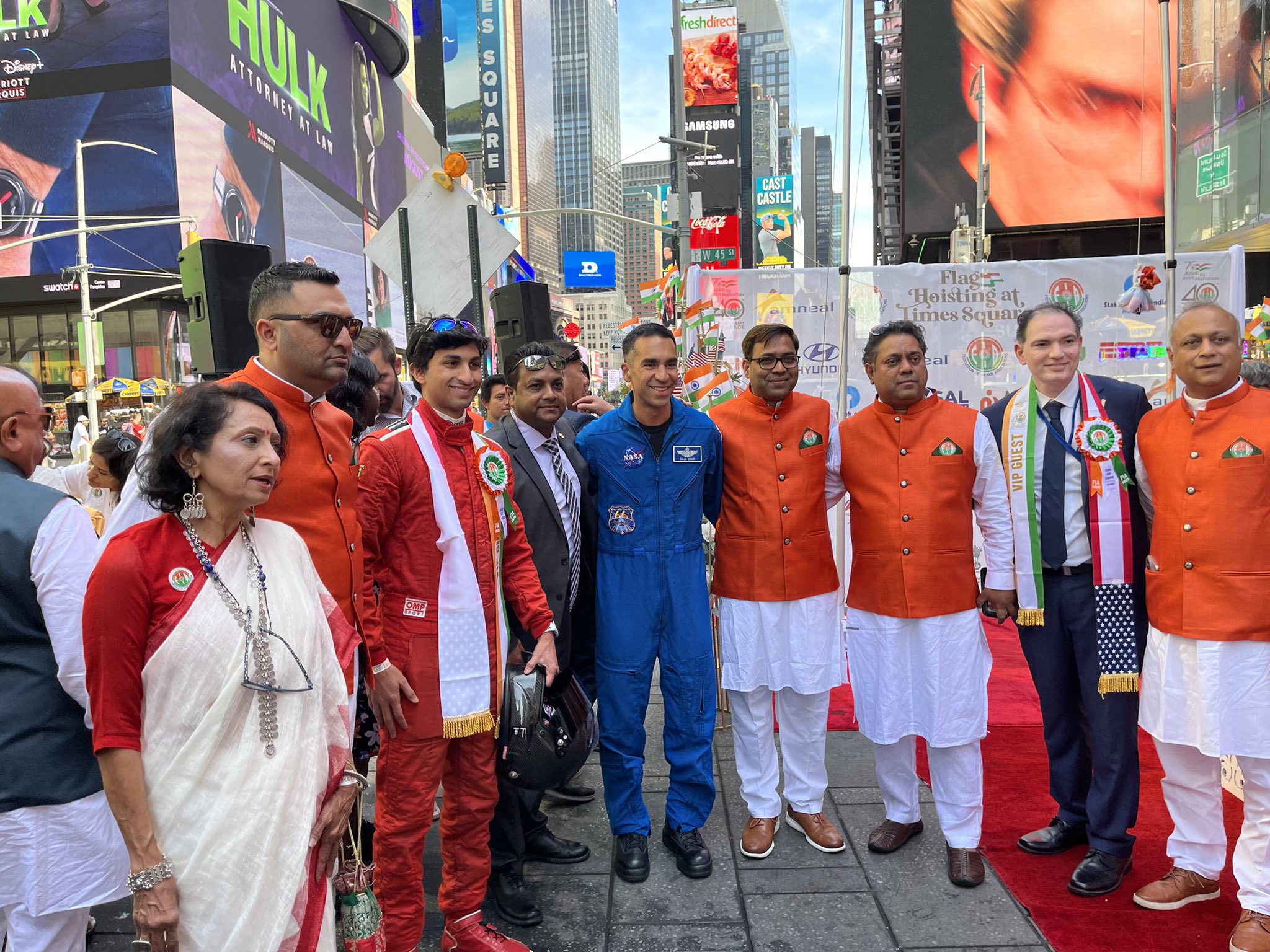 अंतरिक्ष यात्री | राजा चारी | वैश्विक भारतीय