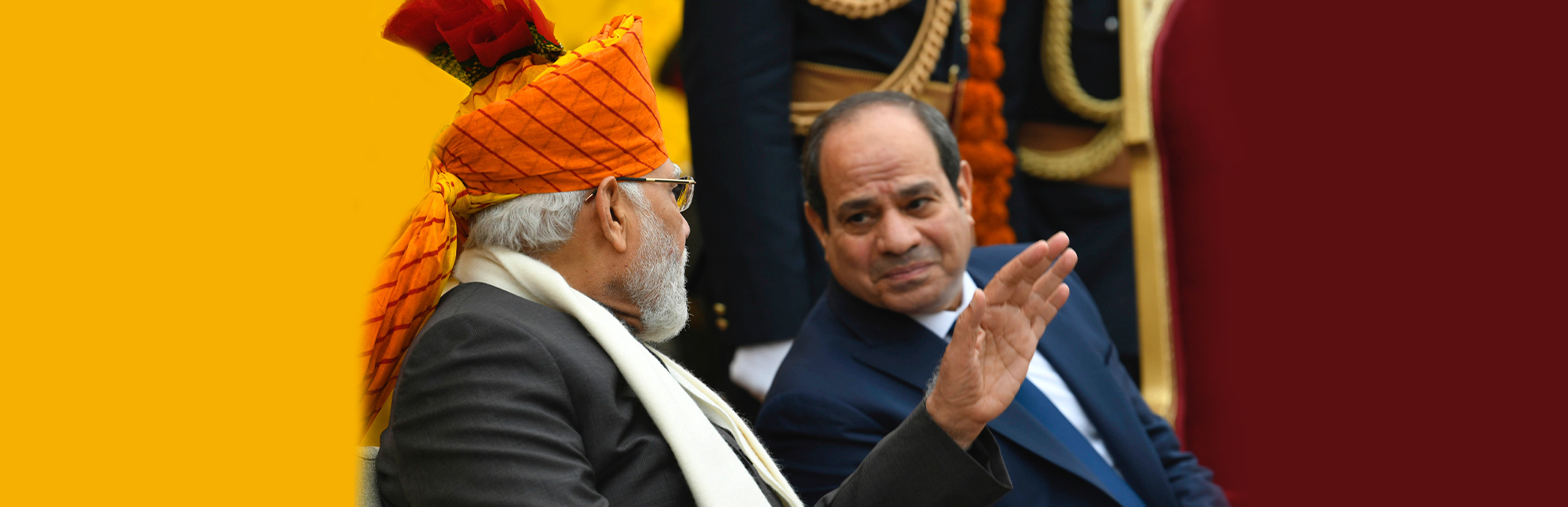 O primeiro-ministro Narendra Modi compartilhou imagens do 74º Dia da República e twittou: "Sou grato ao presidente Abdel Fattah el-Sisi por agraciar as comemorações do Dia da República deste ano com sua presença augusta".