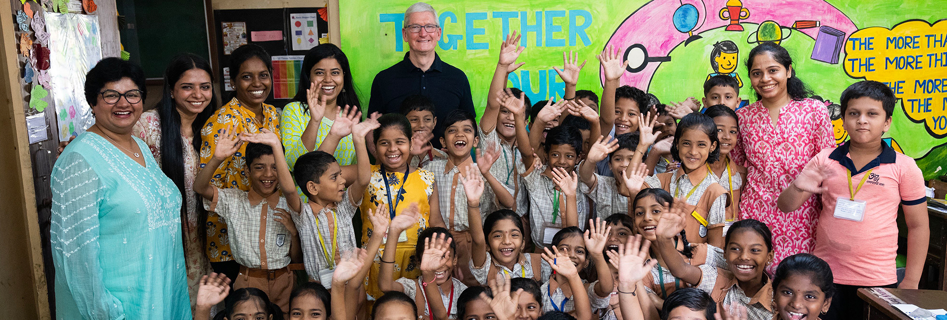 After the launch of first flagship store, Apple CEO Tim Cook visited Akanksha Foundation school and spent time interacting with the scool teachers and students.