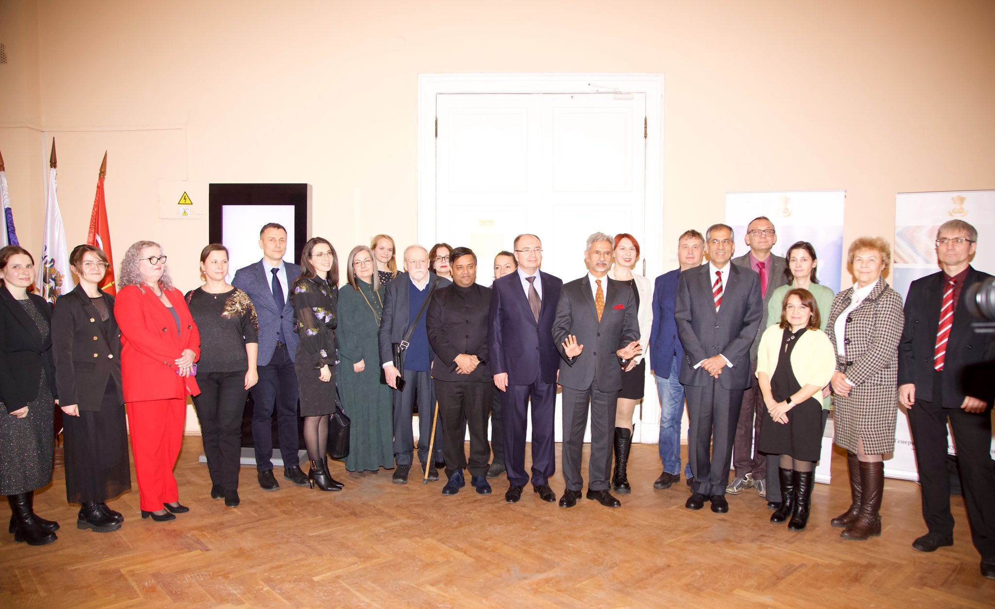 EAM Jaishankar with prominent Indologists at St. Petersburg in his recent trip to Russia