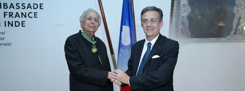 Indian architect Raj Rewal received the prestigious Commandeur de l’Ordre des Arts et des Lettres from France.