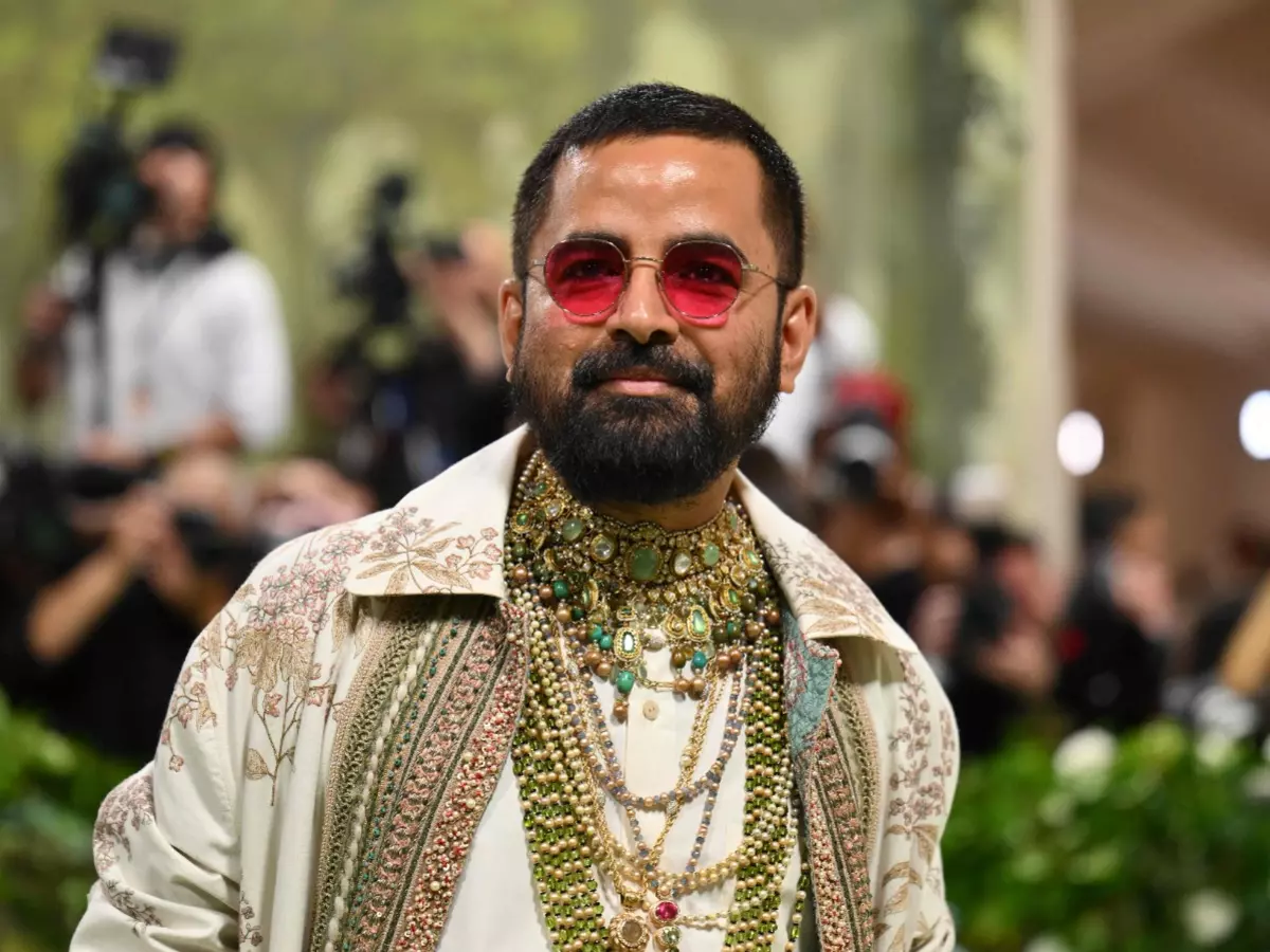Sabysachi | Global Indian