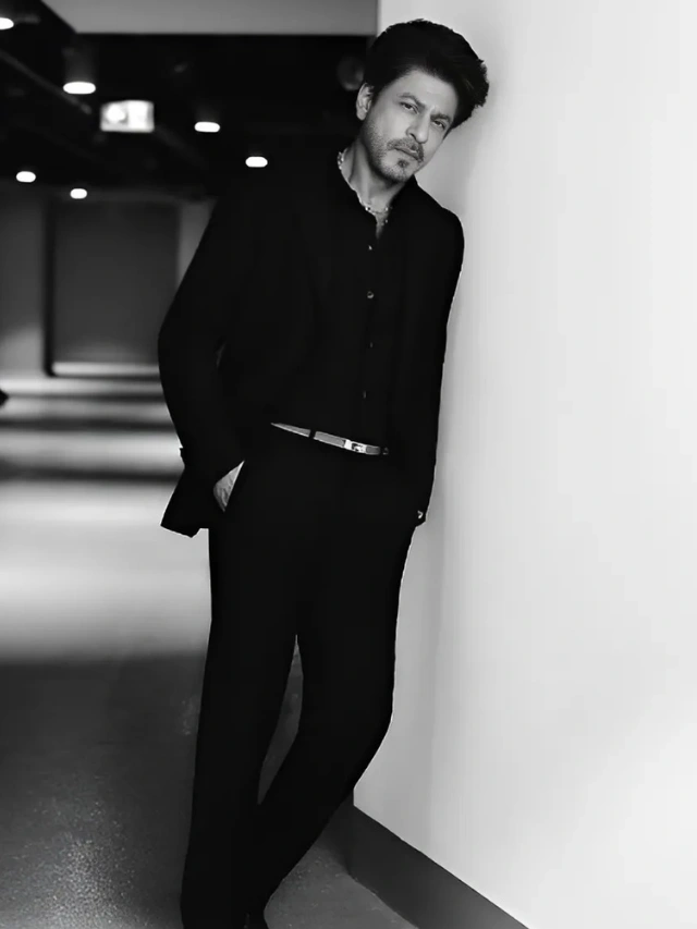 SRK is set to make history as the first Male Indian actor to walk the Met Gala red carpet.