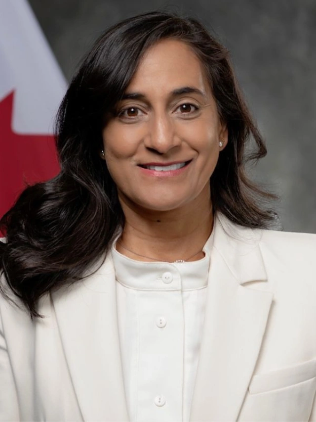 Anita Anand empossada como a primeira ministra hindu das Relações Exteriores do Canadá