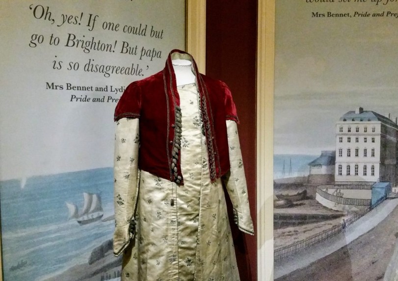 Sake Deen Mahomed's court dress