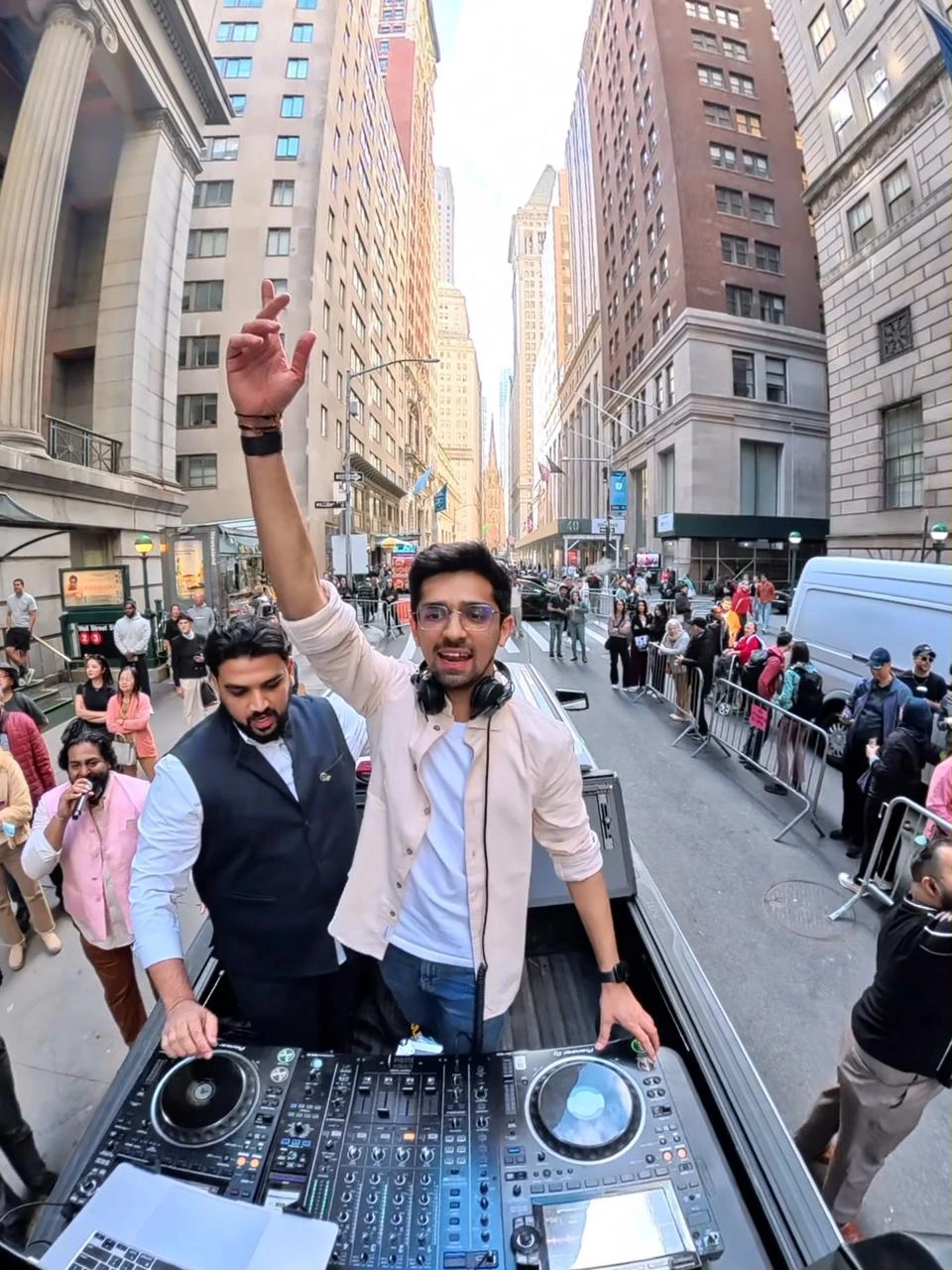 DJ AJ | Global Indian