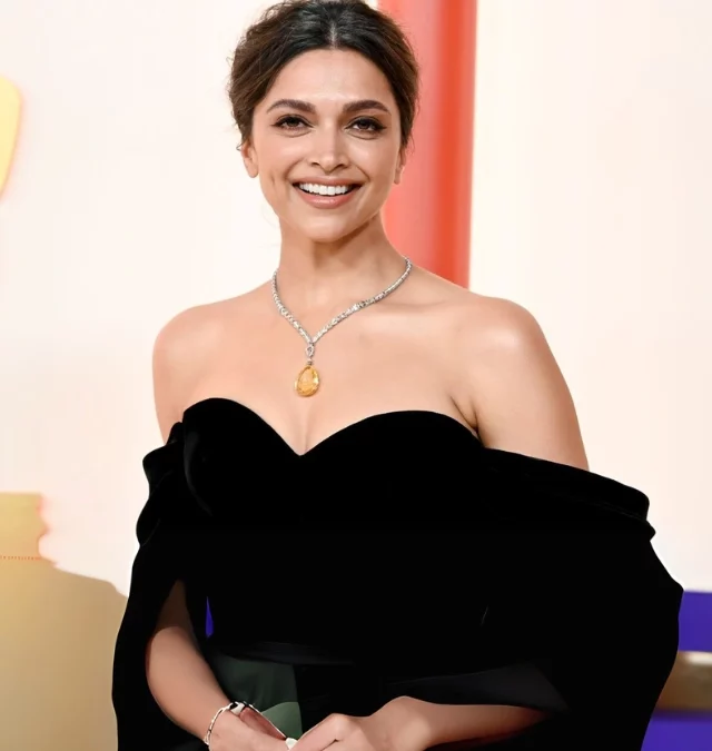 Deepika Padukone Becomes First Indian Actress to Receive a Hollywood Walk of Fame Star