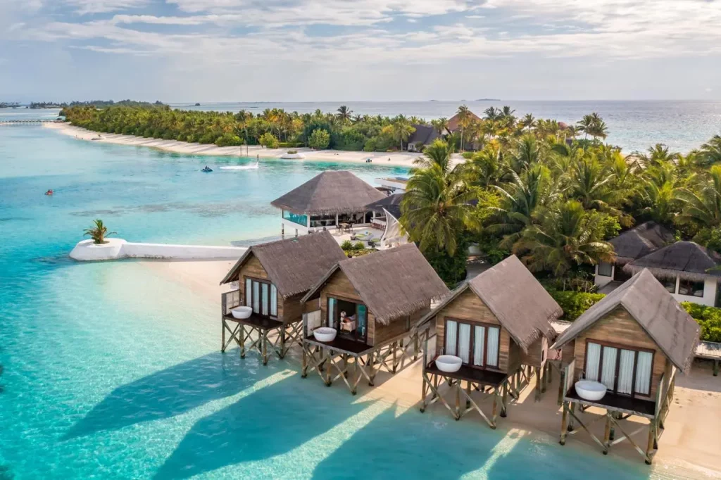 Atmosphere Core_Resort in Maldives