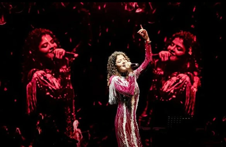 Palak Muchchal | Singer