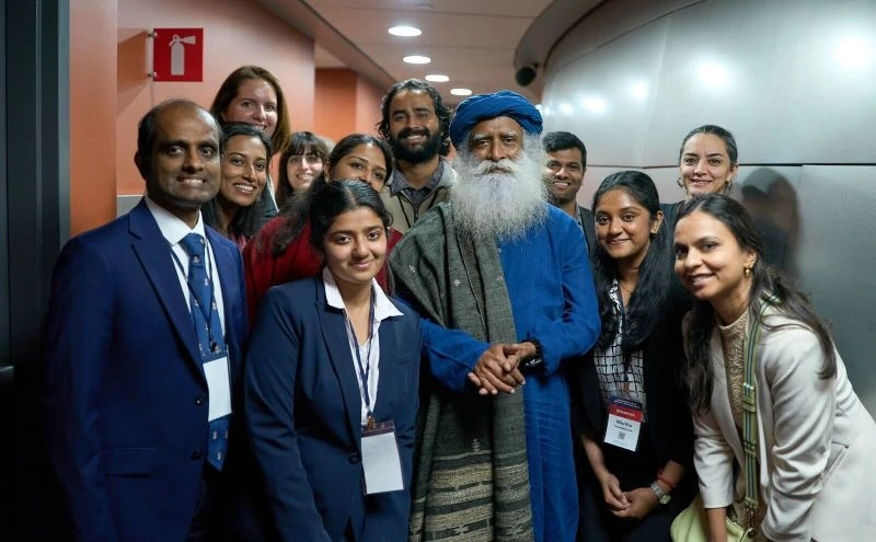 Bala Subramaniam with Sadhguru at the 2025 Consciousness Conference