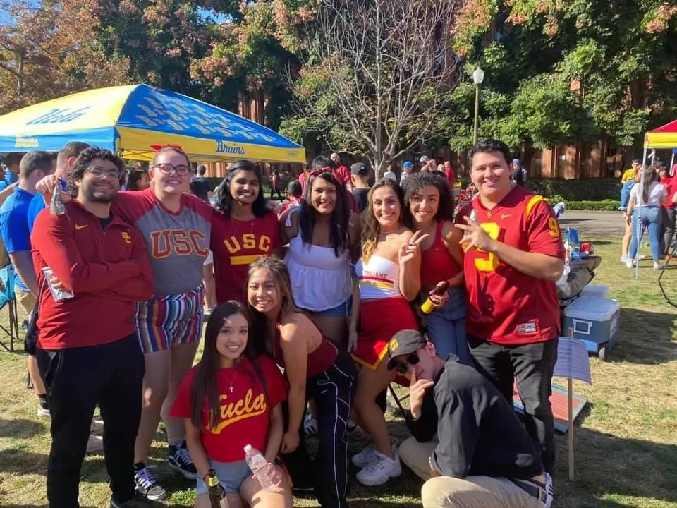 Prakhya Gadde with friends from USC