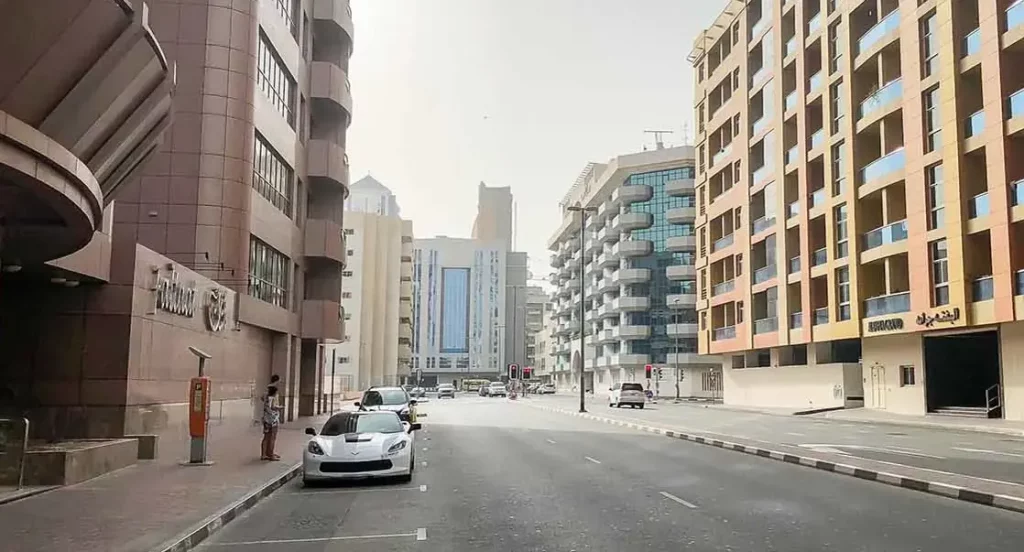 Al Mankhool Street View