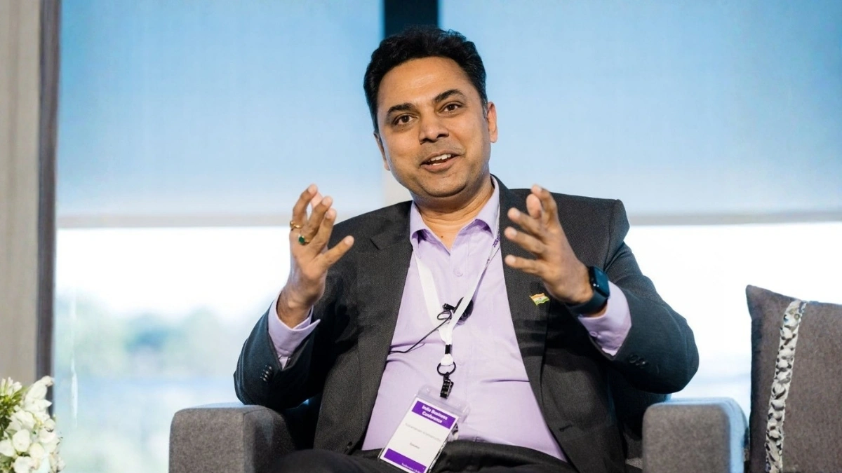 KV Subramanian Becomes First Indian Economist to Win Chicago Booth Alumni Award