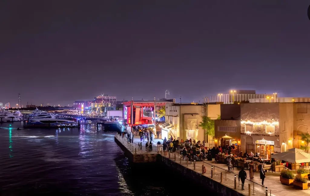 Souk Al Seef on Dubai Creek 