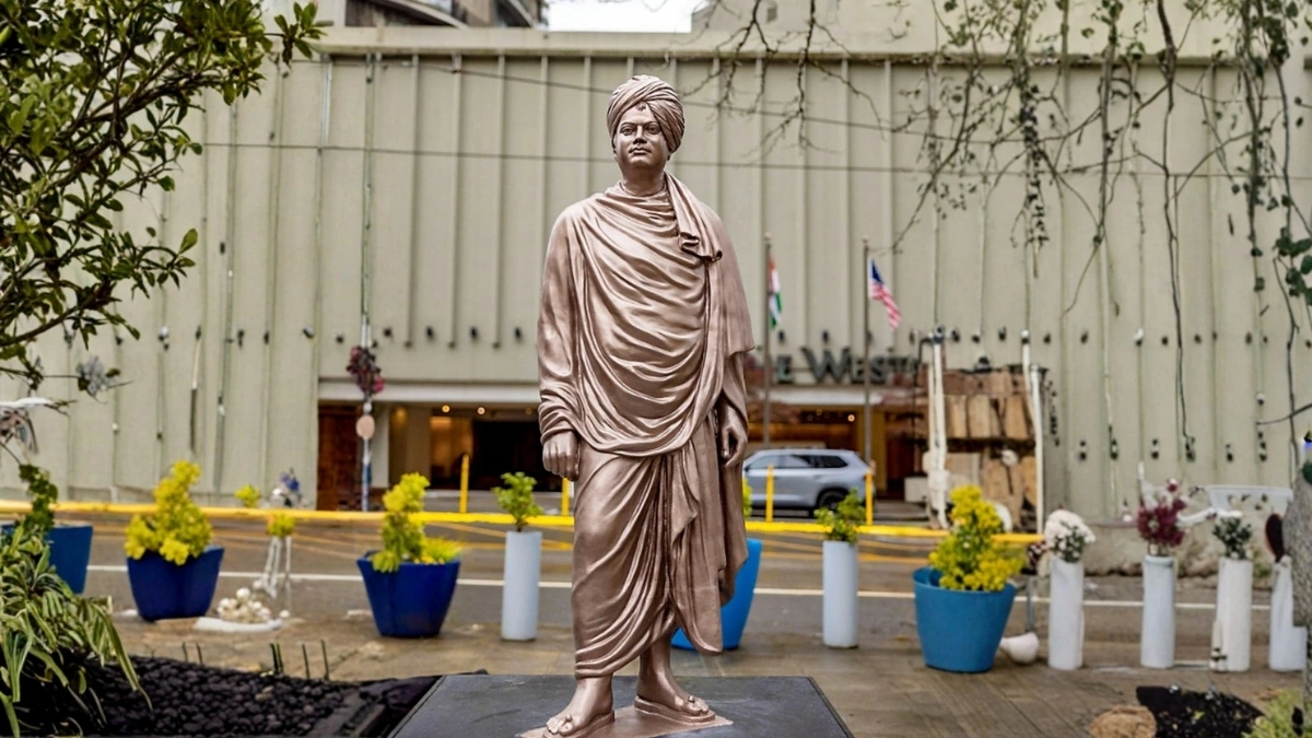 First Life-Size Statue of Swami Vivekananda in the U.S. Unveiled in Seattle