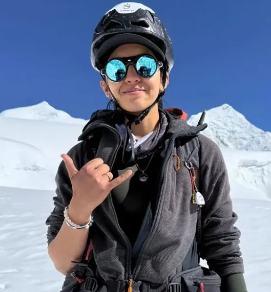 Saanika Shah | Mountaineer