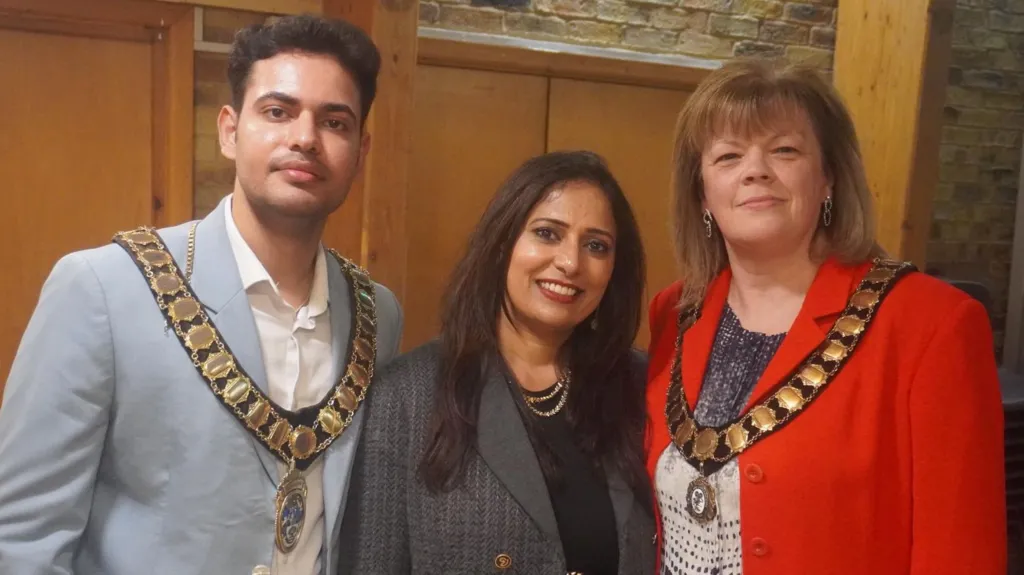 Tushar Kumar and his mother Parveen Rani (centre) with deputy mayor Elstree & Borehamwood Linda Smith
