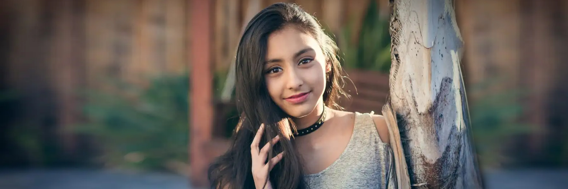 Indian-American pop singer reaches Top 100 Chart